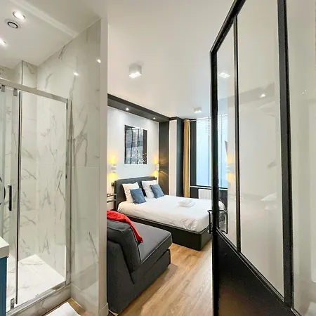 Urbanflat 173 - Beautiful Near Montparnasse Apartment *