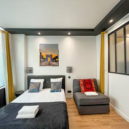 Urbanflat 173 - Beautiful Near Montparnasse Apartment *